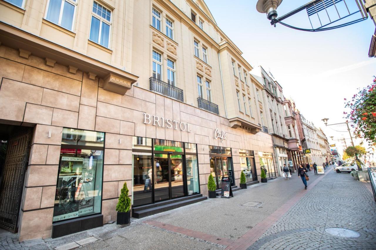 Bristol Economy Bed & Breakfast Bytom Exterior photo